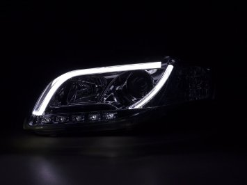 FK-Automotive faro Daylight Audi A4 tipo 8E anno di costruzione 05