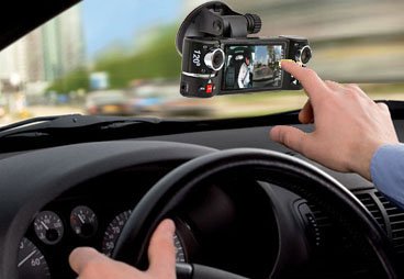 inDigi® 6,86 cm TFT LCD doppia fotocamera di rotazione lente auto DVR video registratore veicolo Dash Cam