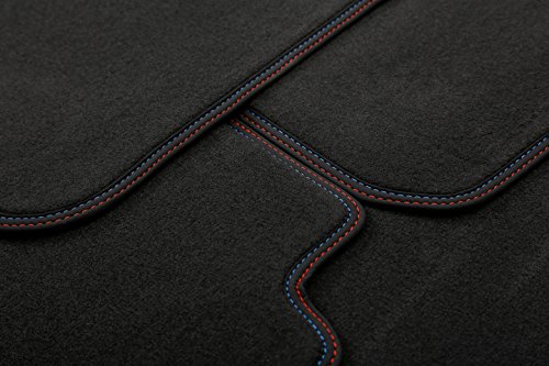 INTERMATS 413110  beeatle (dal 10.2011) tappetini per auto velour 95 nero, orlo in nastro di Nubuk con cucitura doppia rosso/blu