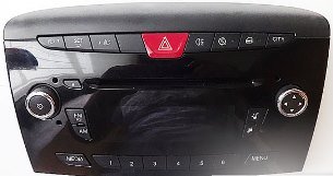Mascherina autoradio 1 din montaggio stereo auto. Consulta la sezione "DESCRIZIONE" per vedere la compatibilità dei veicoli.