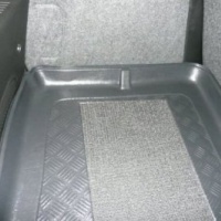 ZentimeX Z906587 Vasca baule su misura con superficie scanalata e integrato tappeto antiscivolo