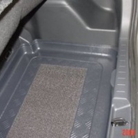 ZentimeX Z906702 Vasca baule su misura con superficie scanalata e integrato tappeto antiscivolo